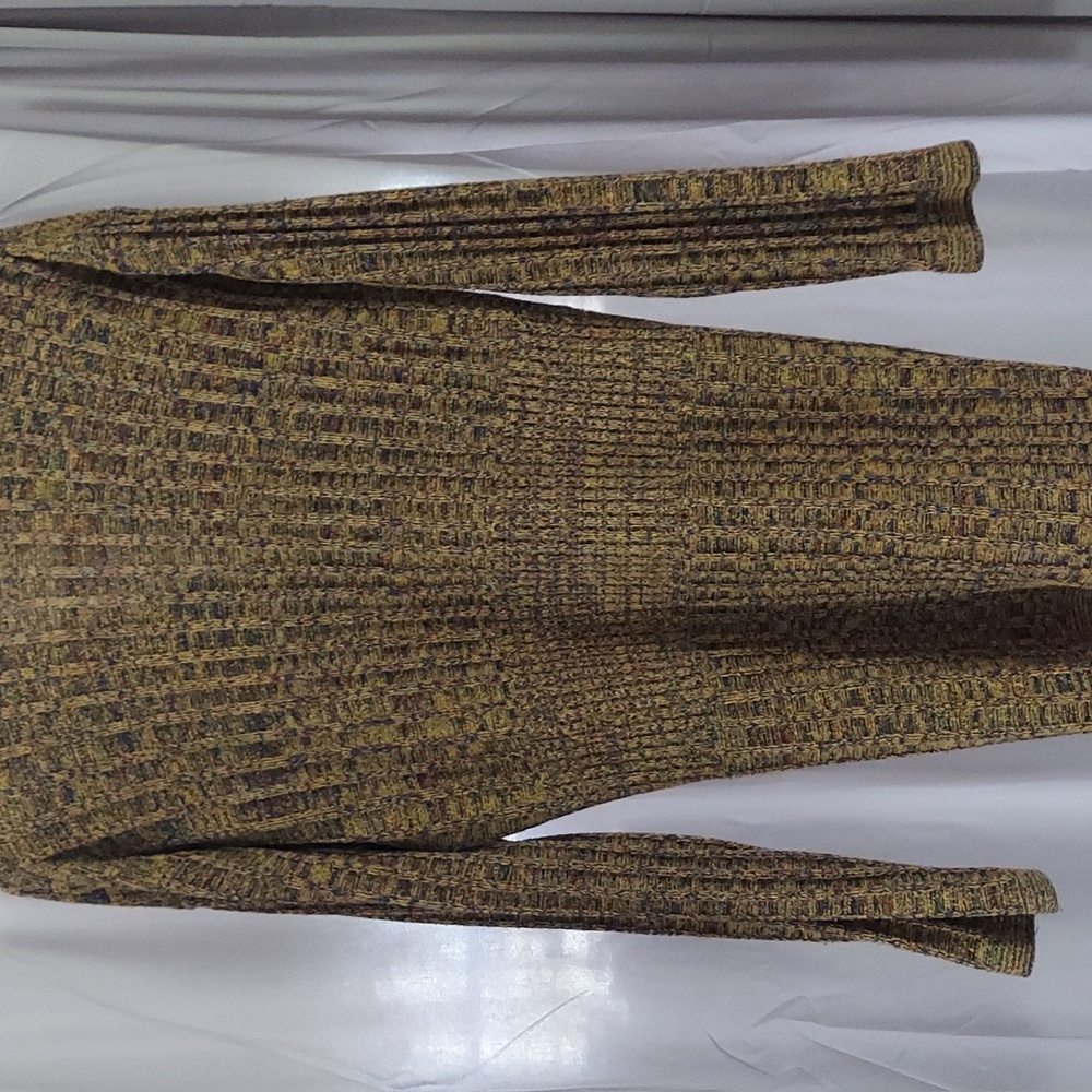 Beautiful Multicolor Sweater - Picture 7 of 9